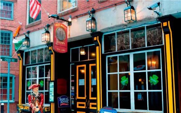 Historia del Diseño Gráfico, un viaje en el tiempo Cartel de Taberna